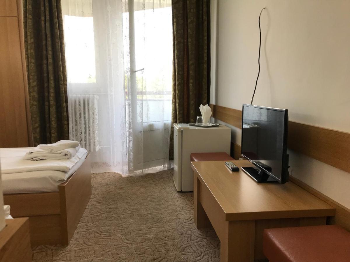 Hotel Hefaistos - Совата Екстериор снимка