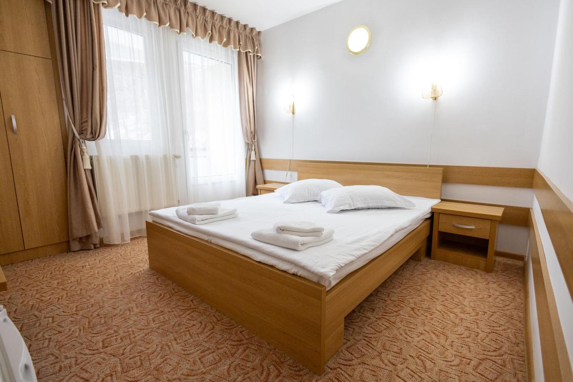 Hotel Hefaistos - Совата Екстериор снимка