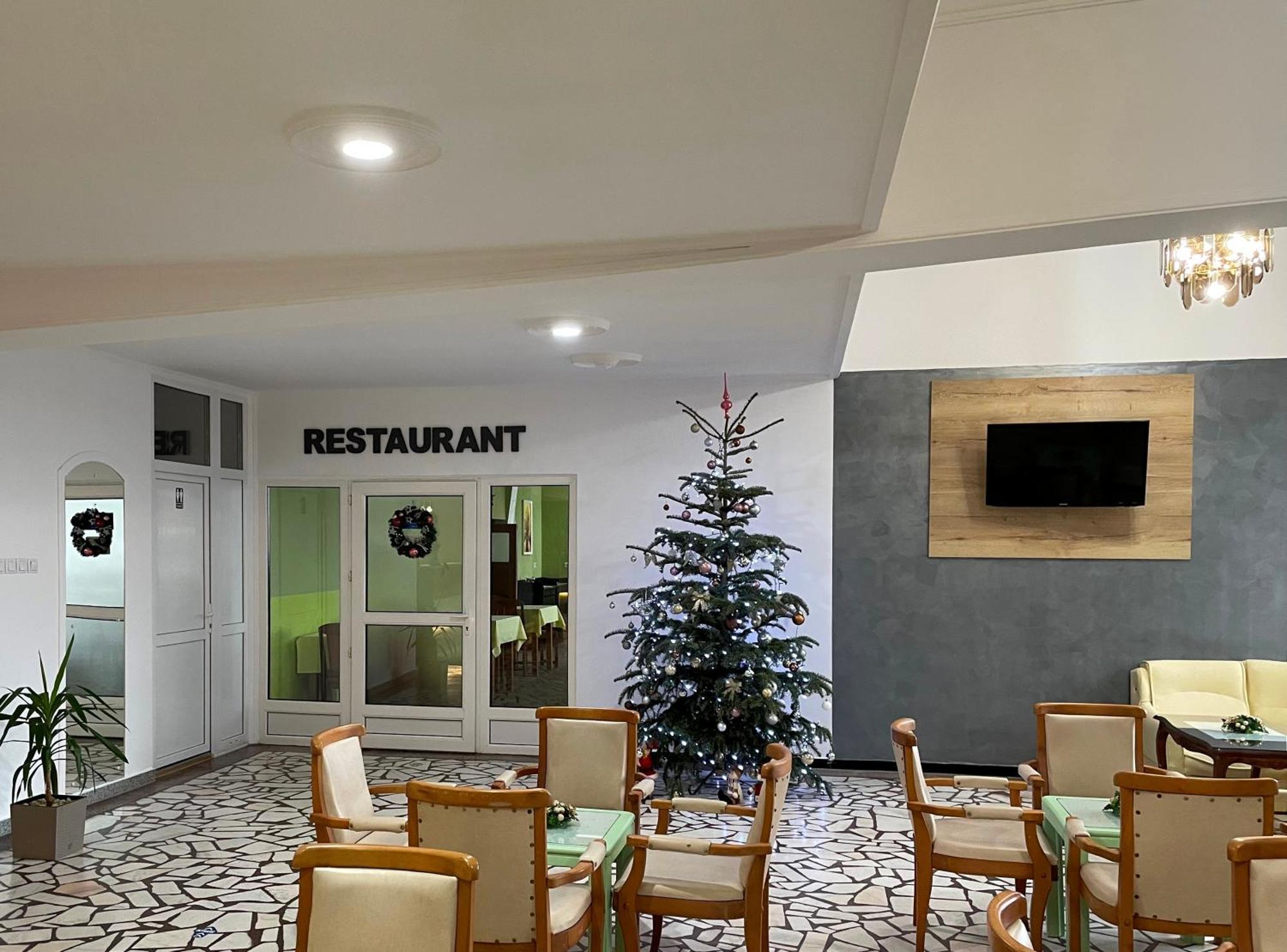 Hotel Hefaistos - Совата Екстериор снимка