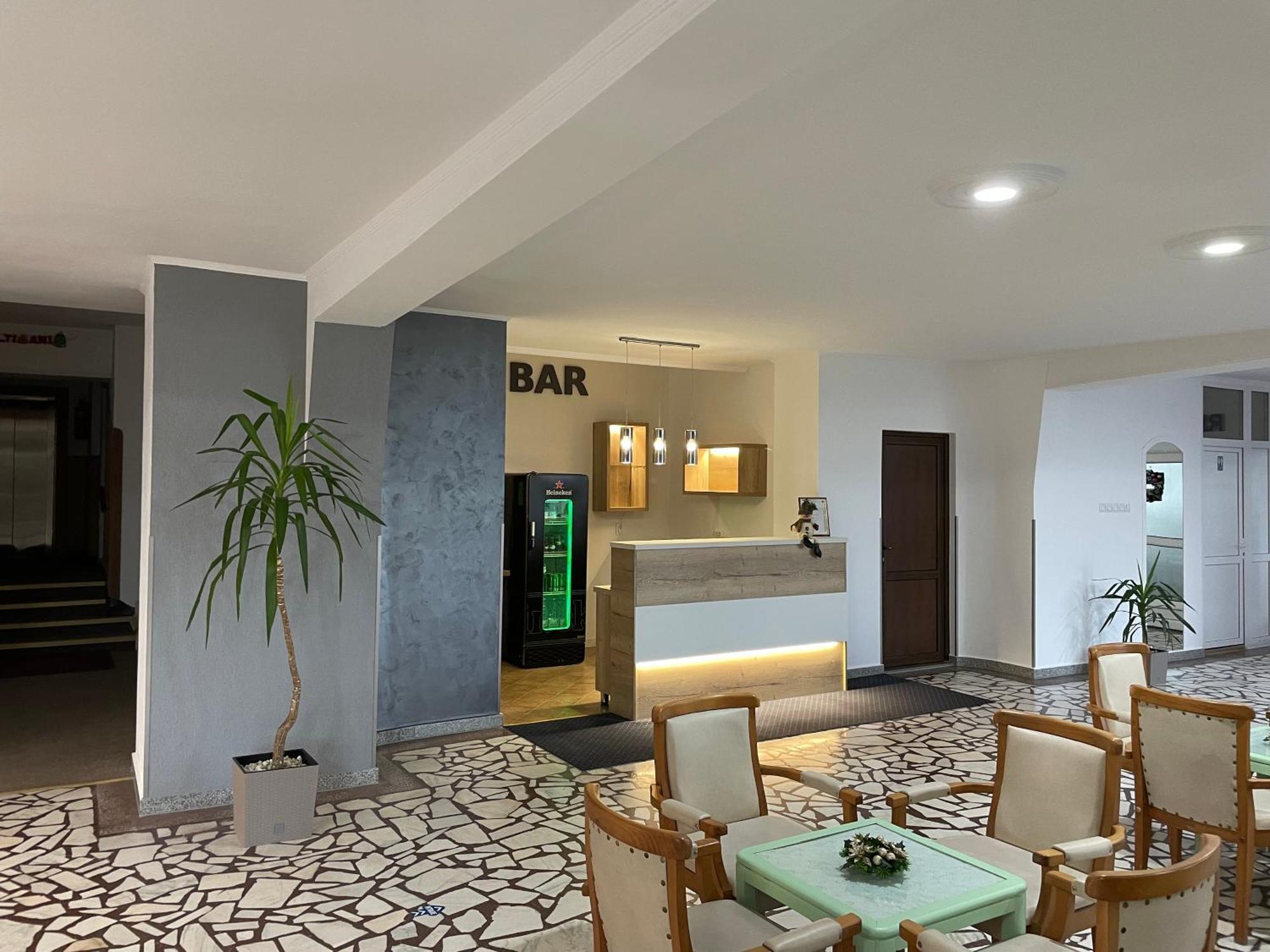 Hotel Hefaistos - Совата Екстериор снимка
